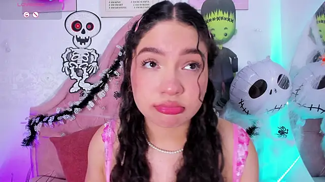 amandalee01 online show from 12, 10, 2025