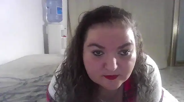 Snapshot of rocio_curvy_spain chatting on 7, 12, 2024 rocio curvy spain online show from 7, 12, 2024