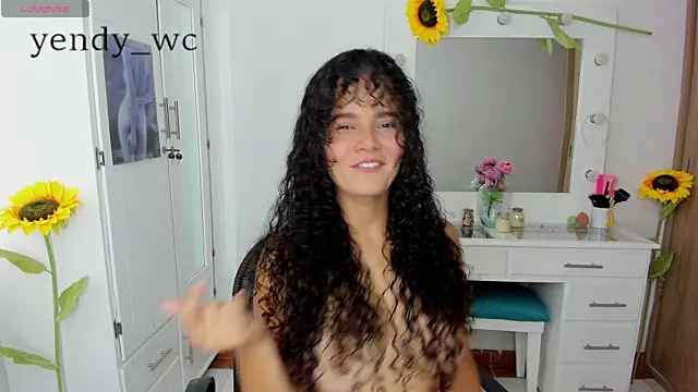 Snapshot of yendywc chatting on 12, 2, 2025 yendywc online show from 12, 2, 2025