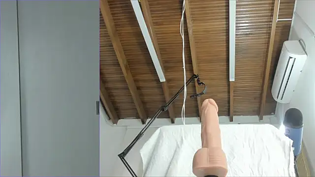 Snapshot of Lucy_carter_ chatting on 28, 10, 2025 Lucy carter online show from 28, 10, 2025