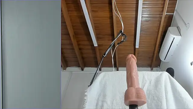 Snapshot of Lucy_carter_ chatting on 26, 11, 2025 Lucy carter online show from 26, 11, 2025