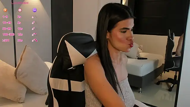 stephanya  online show from 16, 10, 2025