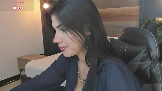 Snapshot of stephanya_ chatting on 2, 2, 2026 stephanya online show from 2, 2, 2026