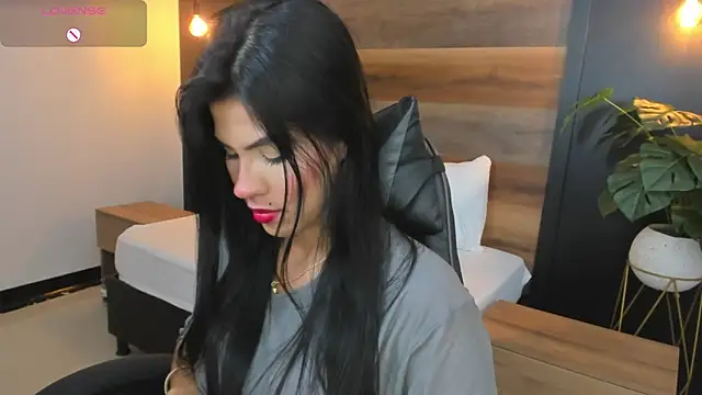 stephanya  online show from 7, 1, 2026