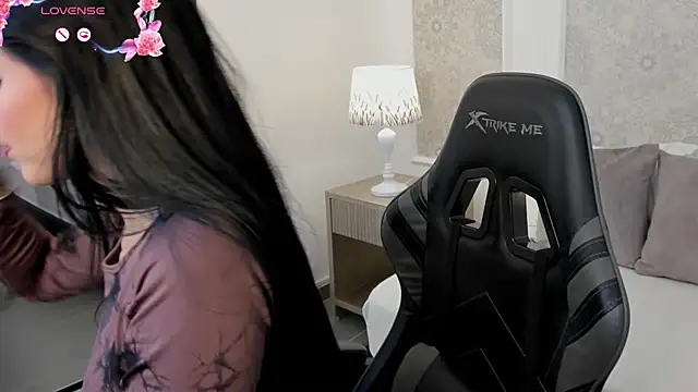 stephanya  online show from 16, 6, 2026