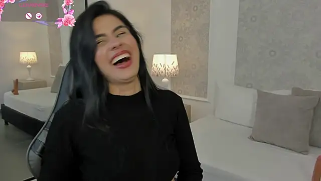 stephanya  online show from 24, 6, 2026