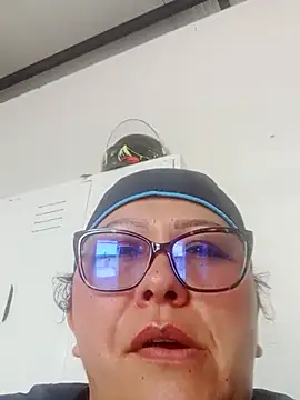 Snapshot of Darly_Gomez chatting on 18, 2, 2025 Darly Gomez online show from 18, 2, 2025