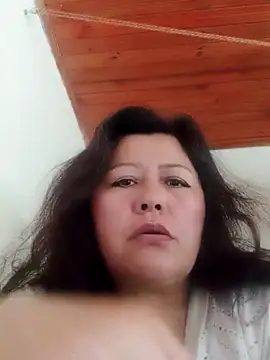 Snapshot of Darly_Gomez chatting on 25, 2, 2025 Darly Gomez online show from 25, 2, 2025