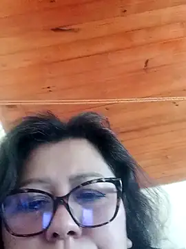 Snapshot of Darly_Gomez chatting on 17, 2, 2025 Darly Gomez online show from 17, 2, 2025