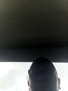 Snapshot of Darly_Gomez chatting on 6, 11, 2025 Darly Gomez online show from 6, 11, 2025