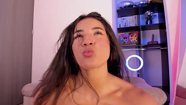 aixacheryl  online show from 21, 3, 2025