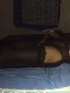 Snapshot of manuamador chatting on 23, 12, 2025 manuamador online show from 23, 12, 2025