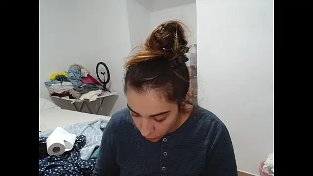 Ursumi1 online show from 19, 10, 2025