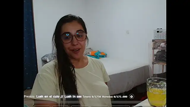 Ursumi1 online show from 18, 9, 2025