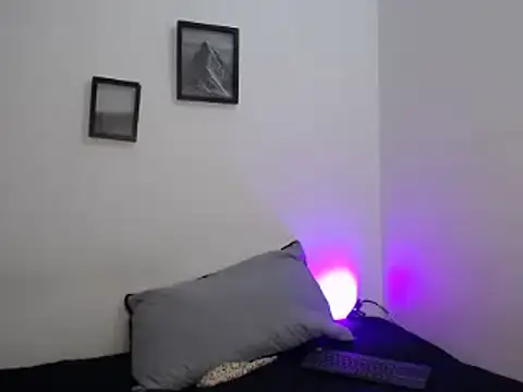 Snapshot of aria_jhonsson chatting on 10, 1, 2025 aria jhonsson online show from 10, 1, 2025