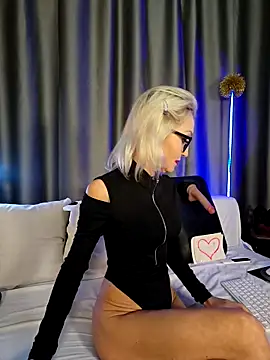 Milforja online show from 17, 2, 2026