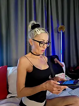 Milforja online show from 10, 2, 2026