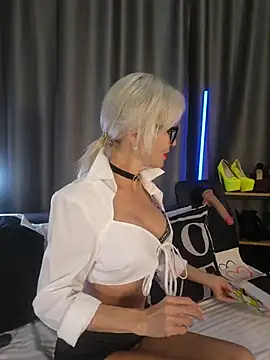 Snapshot of Milforja chatting on 26, 6, 2026 Milforja online show from 26, 6, 2026