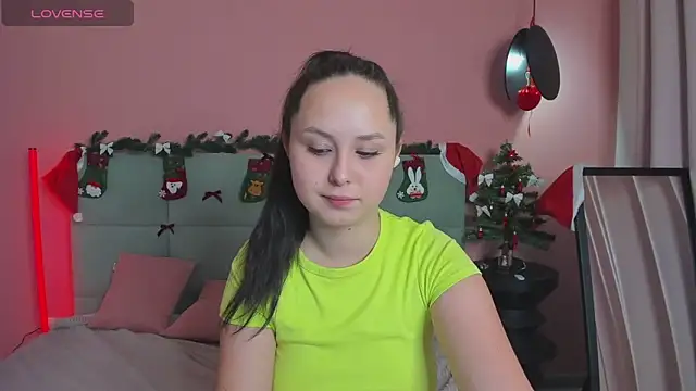 BeatriceReeves online show from 19, 12, 2025