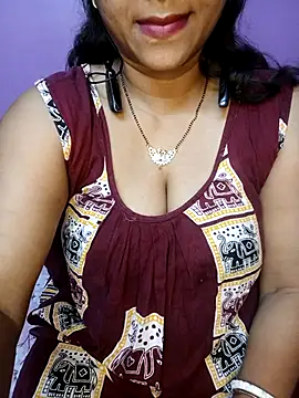 Sexy Mona Bhabhi online show from 18, 3, 2026