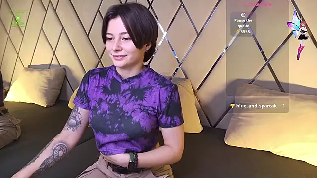 Ishtar Divine online show from 15, 10, 2025