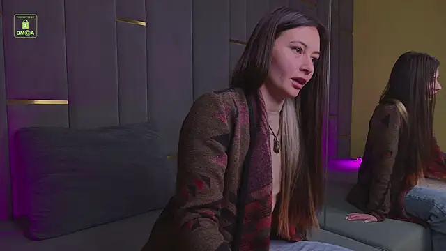 Ishtar Divine online show from 3, 2, 2025