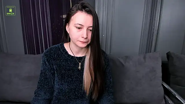 Ishtar Divine online show from 5, 3, 2025