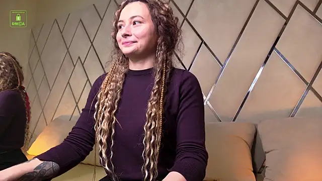 Ishtar Divine online show from 15, 12, 2025