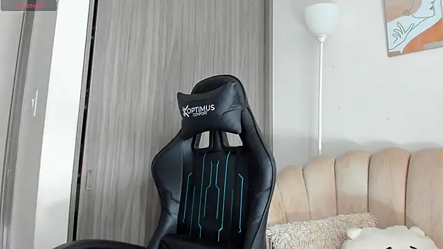 Tamaraa Serra online show from 19, 9, 2025