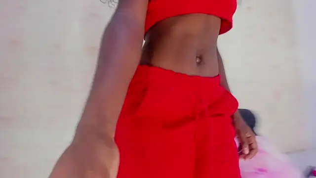 SARA COLLIINS  online show from 15, 10, 2025