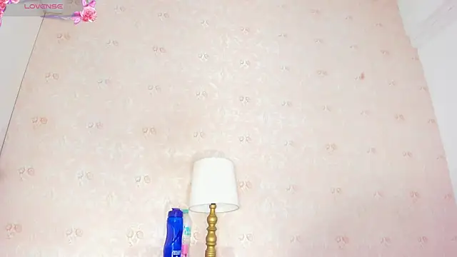 SARA COLLIINS  online show from 12, 9, 2025