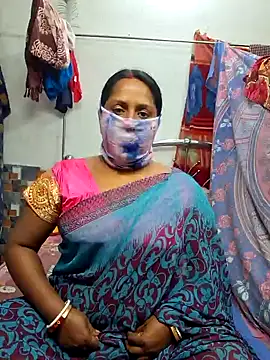 Snapshot of Real_Desi_Couple chatting on 16, 12, 2024 Real Desi Couple online show from 16, 12, 2024