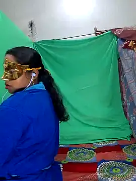 Snapshot of Real_Desi_Couple chatting on 9, 1, 2025 Real Desi Couple online show from 9, 1, 2025