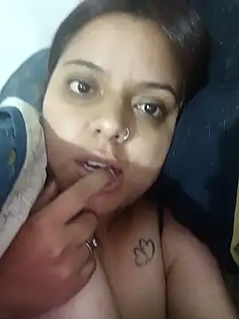 Snapshot of tuty_Tap chatting on 27, 2, 2025 tuty Tap online show from 27, 2, 2025