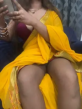 HoneyBearCpl online show from 1, 10, 2025