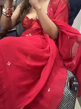 HoneyBearCpl online show from 15, 3, 2026