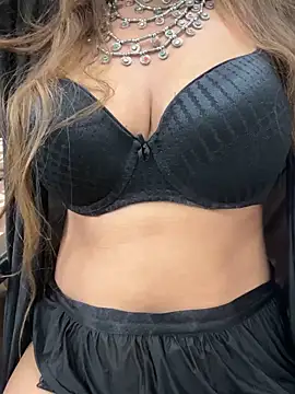 HoneyBearCpl online show from 21, 12, 2025