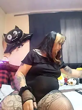 poisson ivy online show from 15, 10, 2025