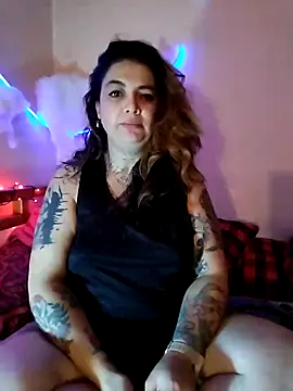 poisson ivy online show from 16, 11, 2025