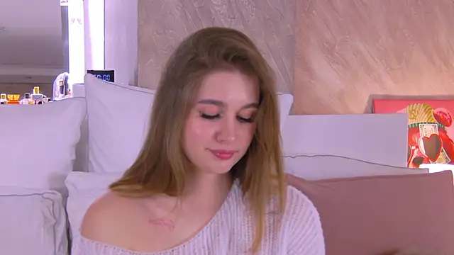 EllieHayes online show from 13, 3, 2025