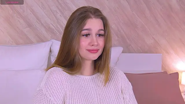 EllieHayes online show from 16, 2, 2025