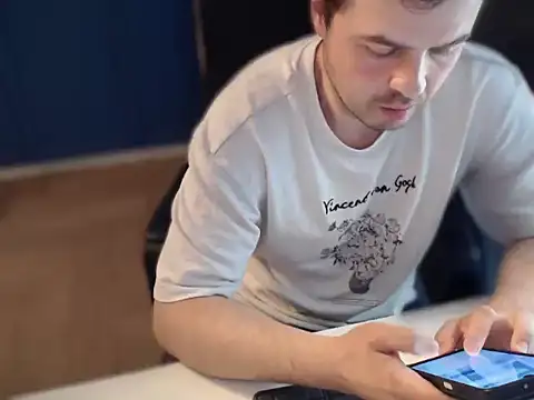 CuteMan33 online show from 11, 6, 2026