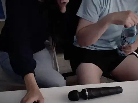 CuteMan33 online show from 15, 5, 2026