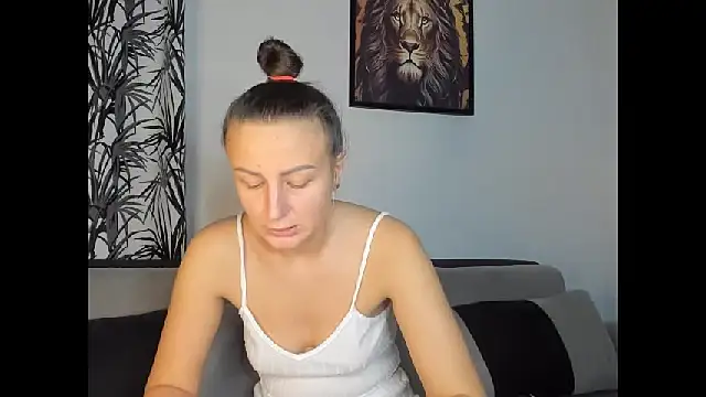 AudreyJoy online show from 9, 11, 2025