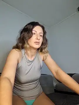 AudreyJoy online show from 10, 3, 2025