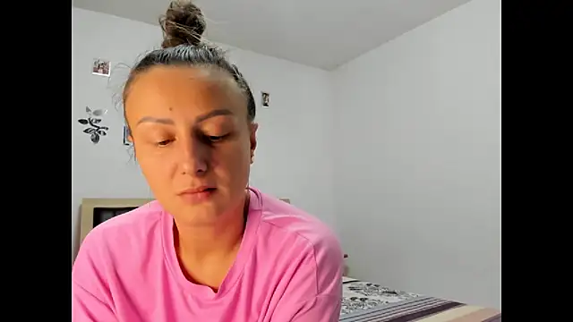 AudreyJoy online show from 26, 9, 2025