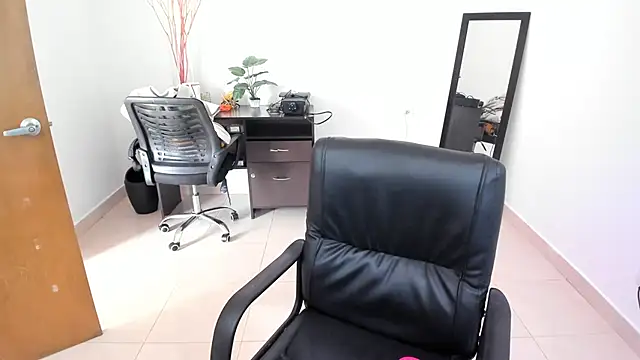 Adele Sweett online show from 14, 3, 2025