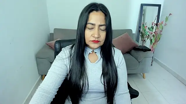 Adele Sweett online show from 30, 9, 2025