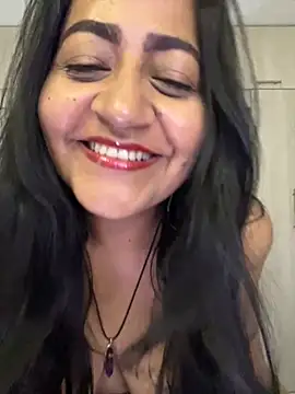 Snapshot of Adele_Sweett chatting on 9, 7, 2026 Adele Sweett online show from 9, 7, 2026