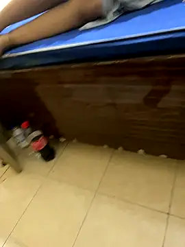 Snapshot of United3 chatting on 4, 10, 2025 United3 online show from 4, 10, 2025